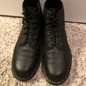 Dr. Martens Originals - Boots
